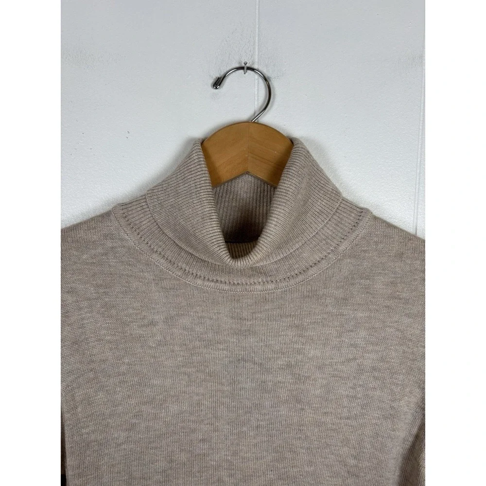 Forever 21 Sweater Womens Large Oatmeal Knit Turtleneck Soft Cozy - NEW‎